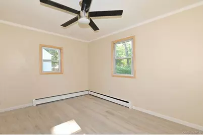 80 Norfleet Lane, Coram, NY 11727 - Photo 9