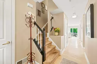 15 Winding Ridge Rd, White Plains, NY 10603 - Photo 5
