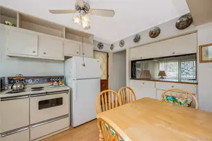 2 Mozart Ln, Bethpage, NY 11714 - Photo 9