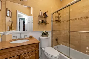100 Empire Blvd, Island Park, NY 11558 - Photo 21