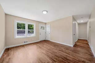 948 Walker St, Bellport, NY 11713 - Photo 5