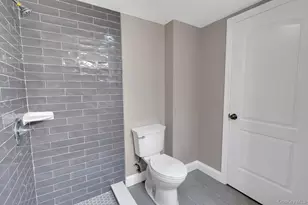 128 W 17th St, Deer Park, NY 11729 - Photo 25