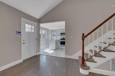 128 W 17th Street, Deer Park, NY 11729 - Photo 5