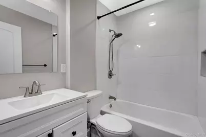 128 W 17th Street, Deer Park, NY 11729 - Photo 13