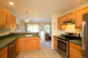 66 Tee Ln, Red Hook, NY 12571 - Photo 7