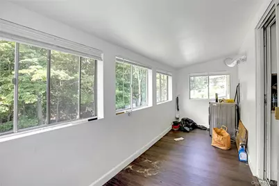 12 Deer Lane, East Setauket, NY 11733 - Photo 9