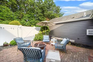 10 Springmeadow Dr, Kings Park, NY 11754 - Photo 39