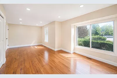 10 Springmeadow Drive, Kings Park, NY 11754 - Photo 5