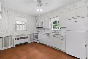 128 Bell Rd, Scarsdale, NY 10583 - Photo 9