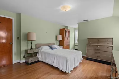 128 Bell Road, Scarsdale, NY 10583 - Photo 15