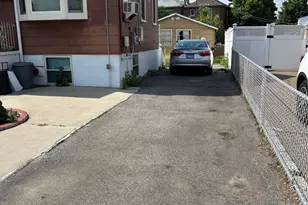 3251 Fairmount Ave, Bronx, NY 10465 - Photo 3