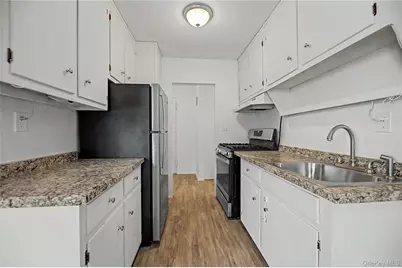 3130 Irwin Avenue #6G, Bronx, NY 10463 - Photo 7