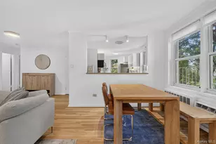 241-20 Northern Blvd, Little Neck, NY 11362 - Photo 11