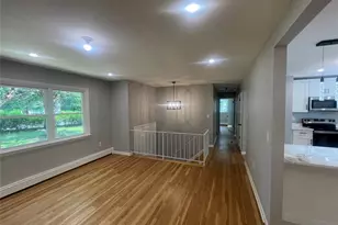 15 Vandewater Dr, Wappingers Falls, NY 12590 - Photo 9
