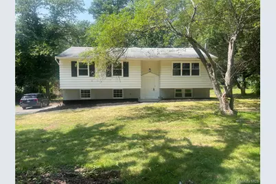15 Vandewater Drive, Wappingers Falls, NY 12590 - Photo 3