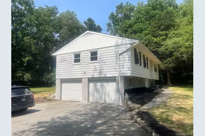 15 Vandewater Drive, Wappingers Falls, NY 12590 - Photo 7