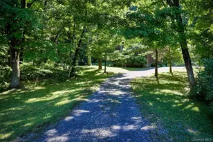 10 Dickman Farm Rd, Red Hook, NY 12571 - Photo 9