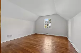 20 Bird Pl, White Plains, NY 10605 - Photo 15