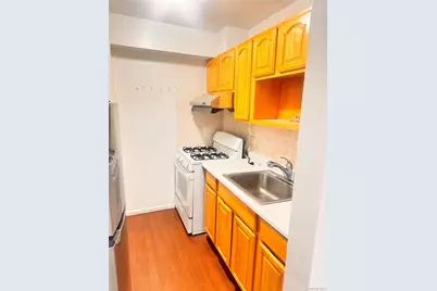 34-20 Parsons Boulevard #2H, Flushing, NY 11354 - Photo 5