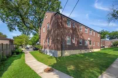 249-33 64th Avenue #1, Little Neck, NY 11362 - Photo 27