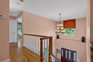 696 Hewlett St, Franklin Square, NY 11010 - Photo 27