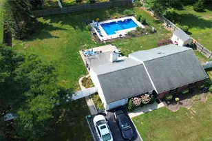 9 Singingwood Dr, Stony Brook, NY 11790 - Photo 9