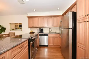1 Anchorage Way, Freeport, NY 11520 - Photo 9