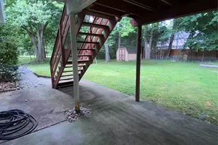 224 Center, Pearl River, NY 10965 - Photo 29