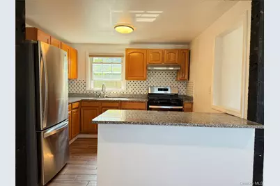270 Gainsborg Avenue E #2nd Floor, West Harrison, NY 10604 - Photo 3