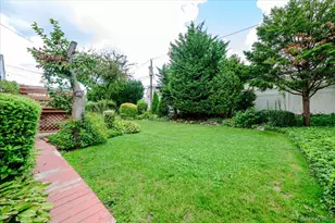 377 Bellmore Rd, East Meadow, NY 11554 - Photo 21