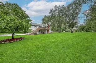9 Blossom Rd, Suffern, NY 10901 - Photo 27