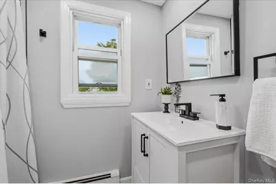 1042 Jefferson Street, Baldwin, NY 11510 - Photo 27