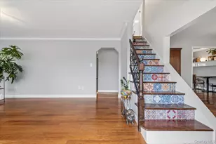 1042 Jefferson St, Baldwin, NY 11510 - Photo 5