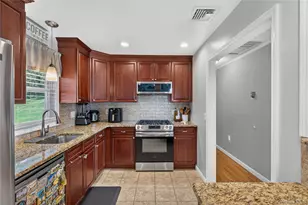 354 Robinson Ave, Newburgh, NY 12550 - Photo 13