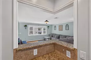 354 Robinson Ave, Newburgh, NY 12550 - Photo 17