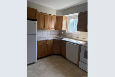 685 3rd Street, West Babylon, NY 11704 - Photo 3
