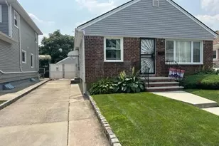 157-24 20th Ave, Whitestone, NY 11357 - Photo 5