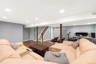 15 Lowell Dr, Farmingdale, NY 11735 - Photo 31