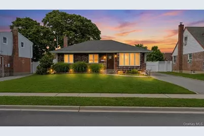 15 Lowell Drive, Farmingdale, NY 11735 - Photo 1
