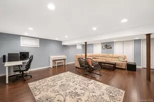15 Lowell Dr, Farmingdale, NY 11735 - Photo 29