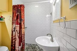 34 Melville Rd, Huntington Station, NY 11746 - Photo 7