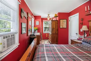 34 Melville Rd, Huntington Station, NY 11746 - Photo 11