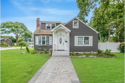 80 Everett Street, Patchogue, NY 11772 - Photo 1