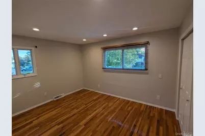 19 Comanche Lane, Commack, NY 11725 - Photo 11