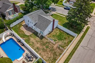 201 Willis Ct, Wantagh, NY 11793 - Photo 23