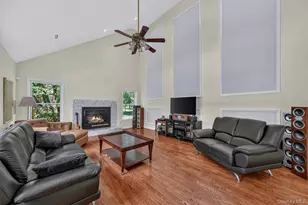 44 Greenwich Ave, Central Valley, NY 10917 - Photo 17