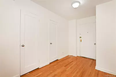 139-09 84 Drive #307, Briarwood, NY 11435 - Photo 7