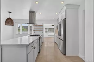 69 Bank St, Valley Stream, NY 11580 - Photo 9