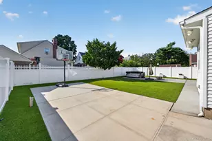 69 Bank St, Valley Stream, NY 11580 - Photo 23