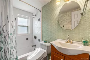 2 Gateway, Farmingdale, NY 11735 - Photo 13